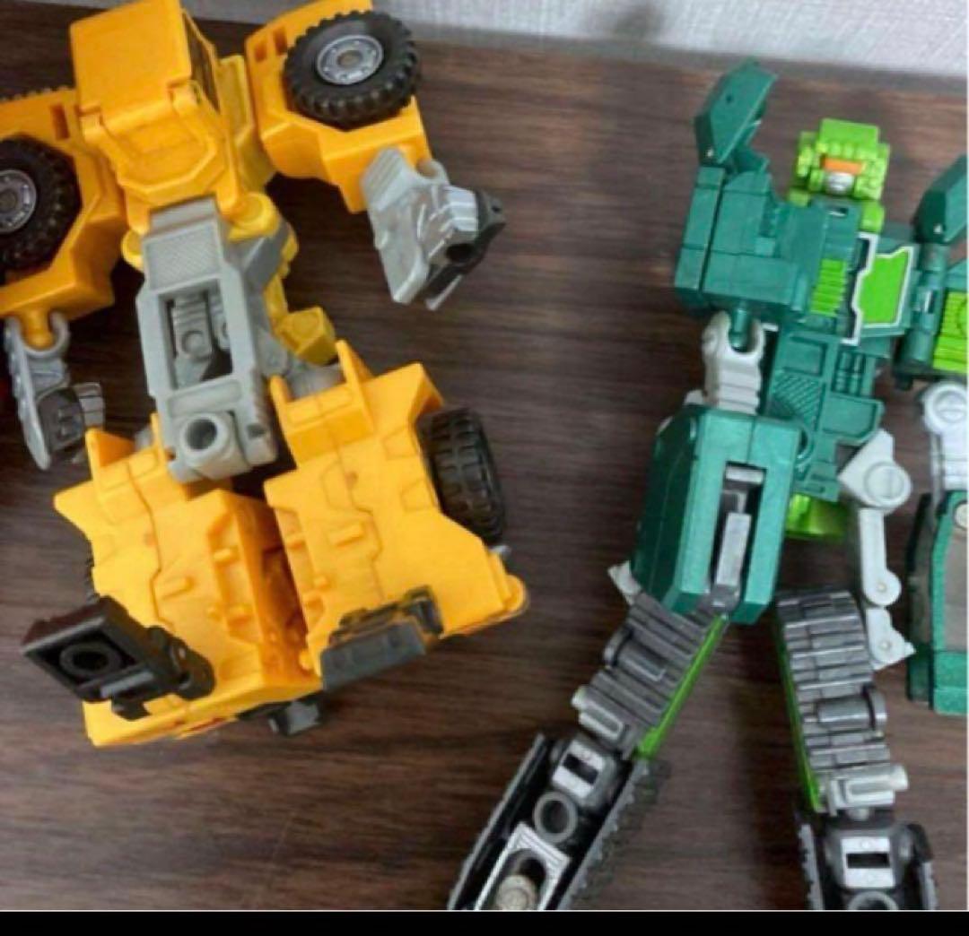 トランスフォーマー　ビルドキング　カーロボット
