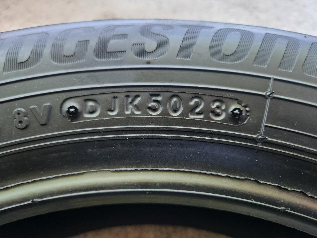 送料込☆2023年製 ブリヂストンタイヤ 155/65R14☆2本