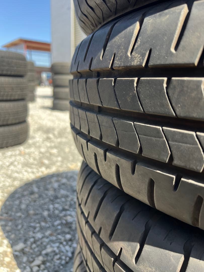 ブリヂストン　ニューノ　195/65r15 23年製　美品　8.5部山