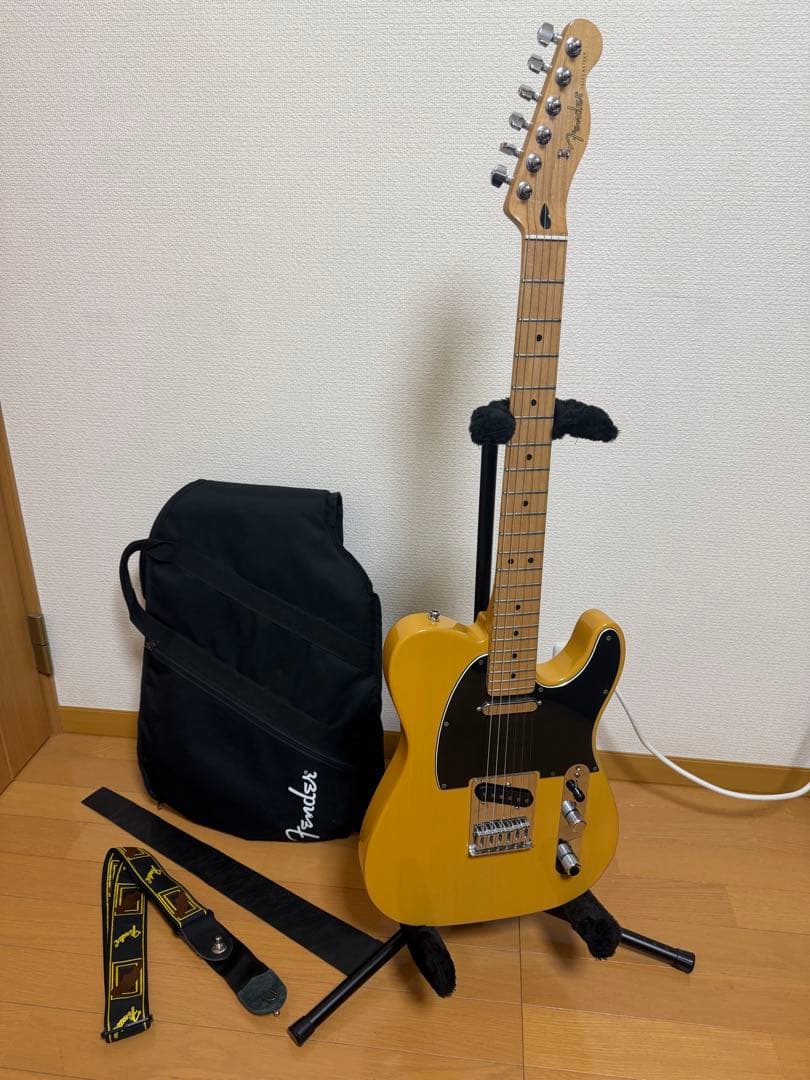 Fender Telecaster イエロー ストラップ付き