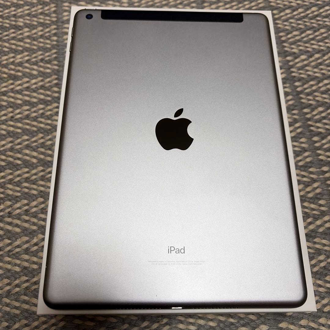 iPad 本体　第6世代　Wi-Fi+Cellular 32GB