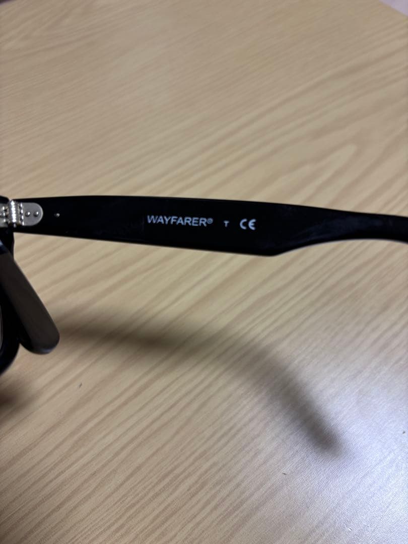 Ray-Ban Wayfarer サングラス ケース付き
