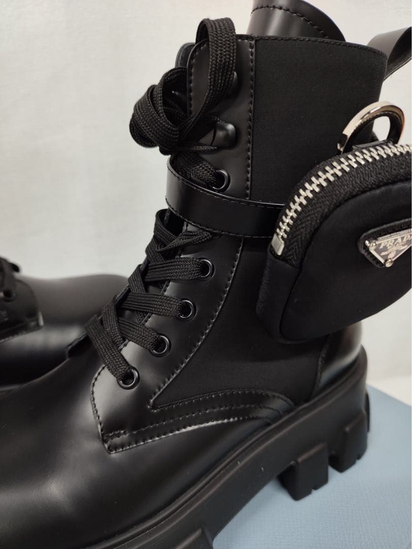 PRADA モノリス ブーツ 23.5黒