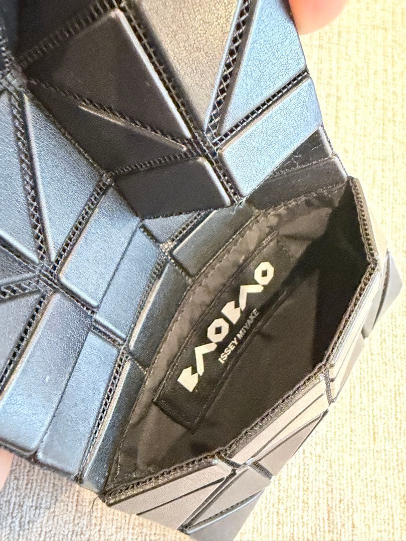 BAOBAO イッセイミヤケ 名刺入れ