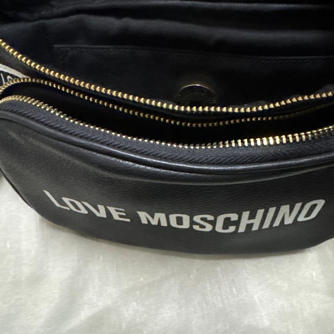 LOVE MOSCHINO ボディバッグ 黒GENUINE LEATHER