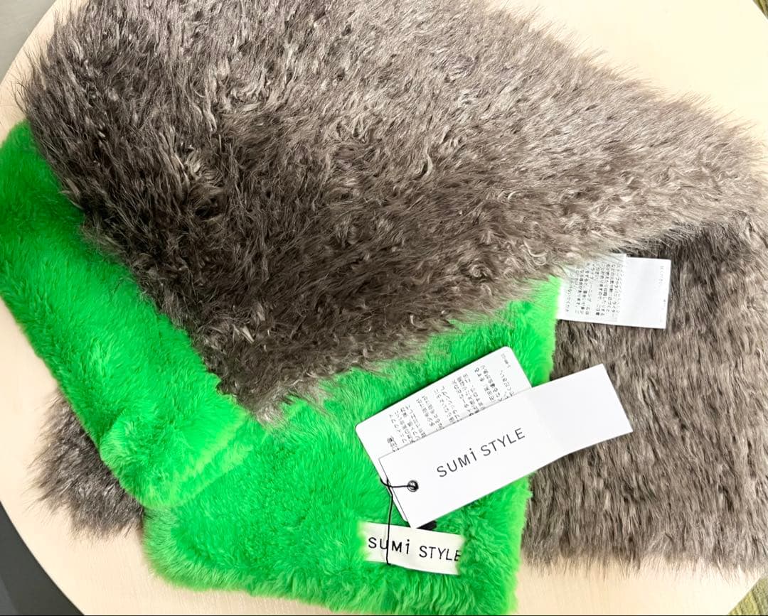 新品未使用ear PAPILLONNER フェイクカシミヤマフラー