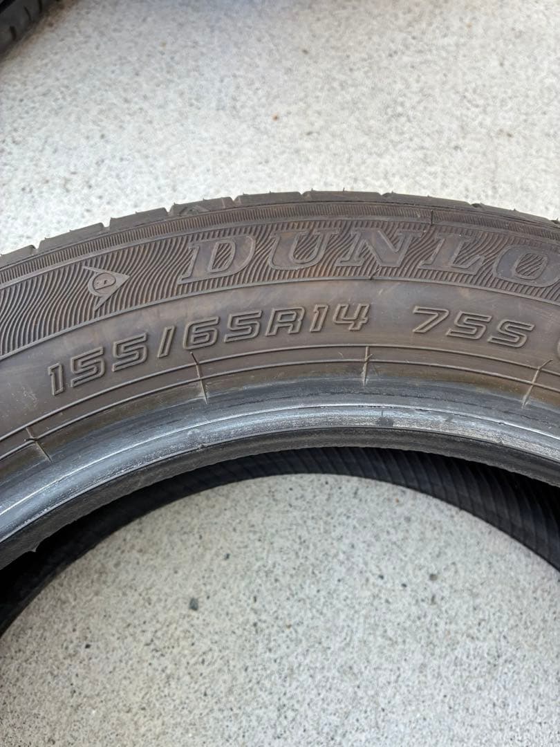 送料込み155/65r14ダンロップ　エナセーブ24年製造4本セットバリ山