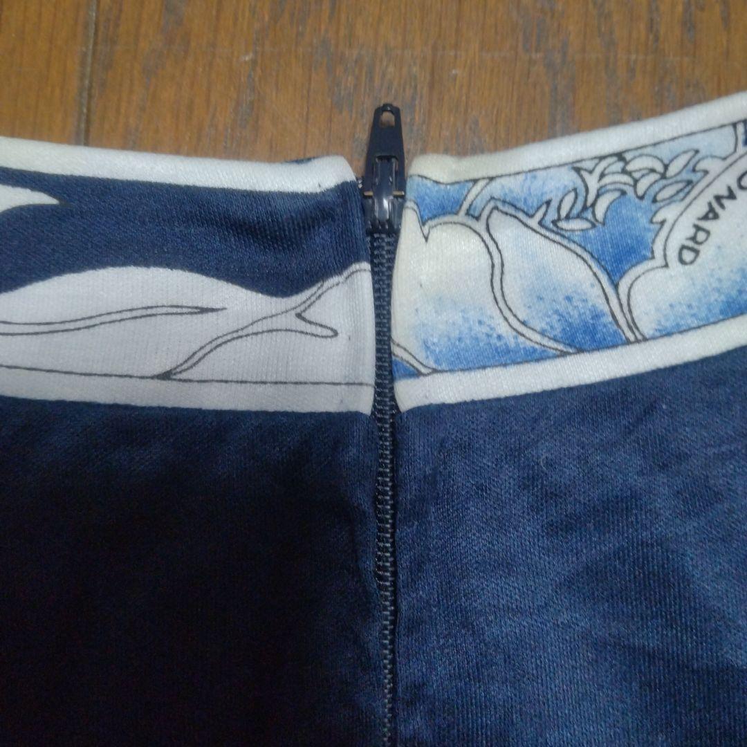 《大きいサイズ》LEONARD ネイビー 花柄 半袖トップス　LLサイズ