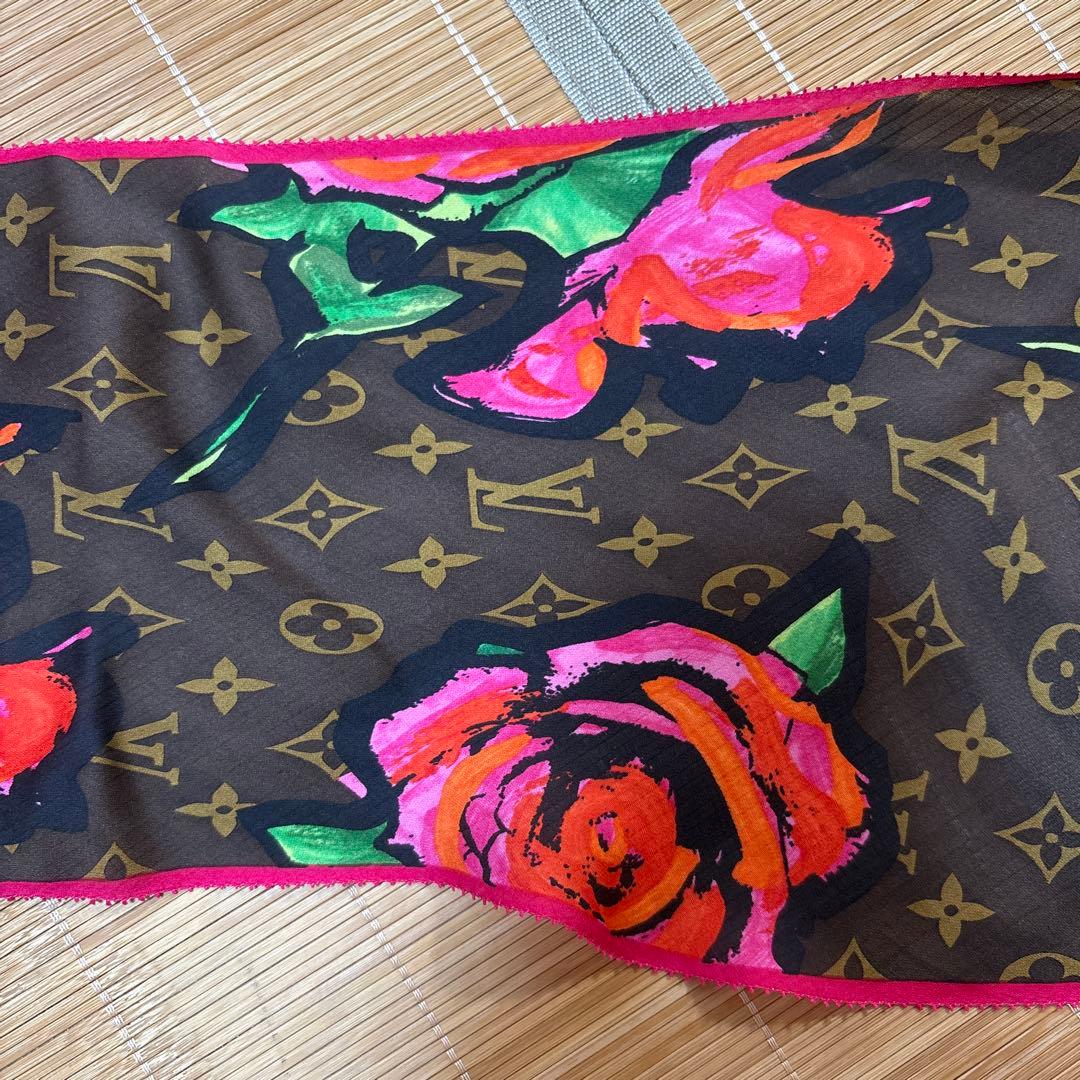 LOUIS VUITTON ルイヴィトン　薔薇柄　ストール　スカーフ