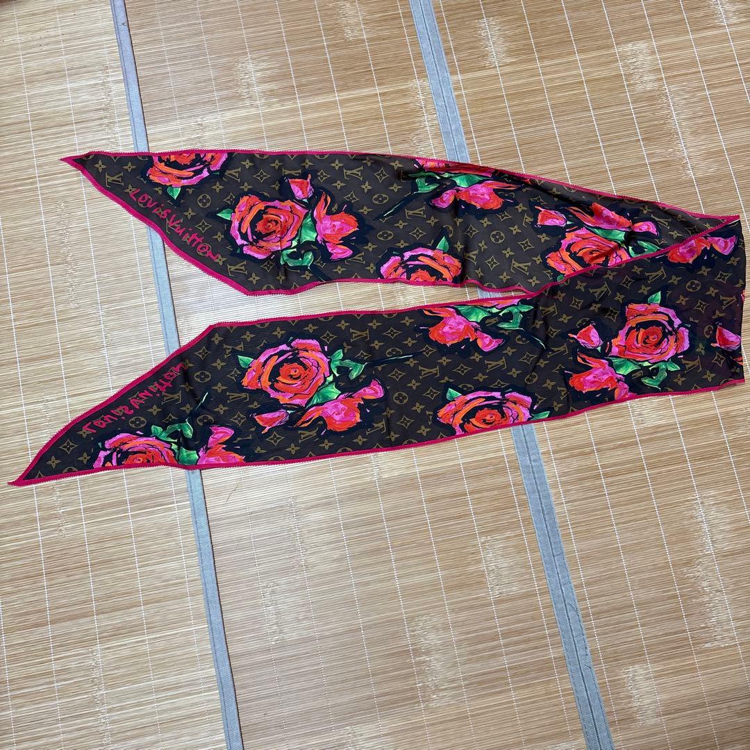 LOUIS VUITTON ルイヴィトン　薔薇柄　ストール　スカーフ