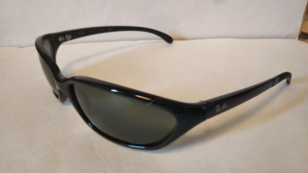レイバン RB4011（PS GLIDER）サングラス