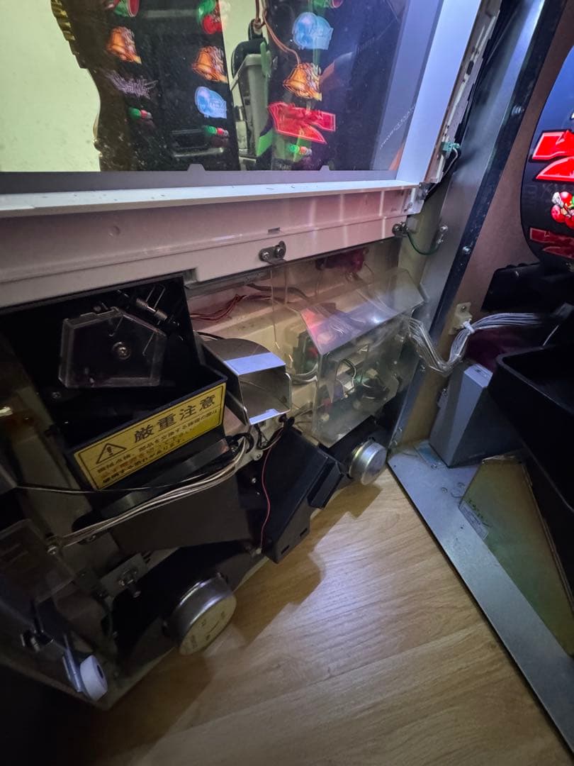 エヴァンゲリオン 真実の翼　EVA-00 スロットマシン実機　メダル機