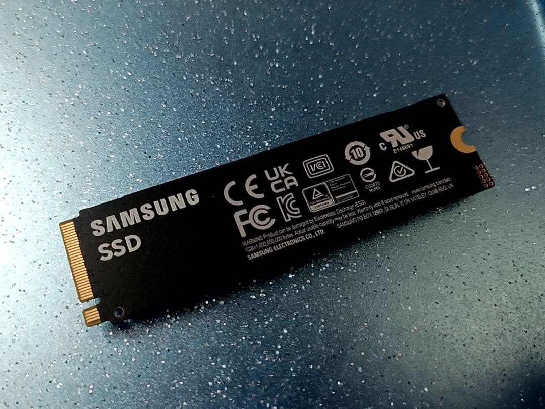 サムスン 990 PRO SSD2TB M.2 NVMe DRAMキャッシュ搭載