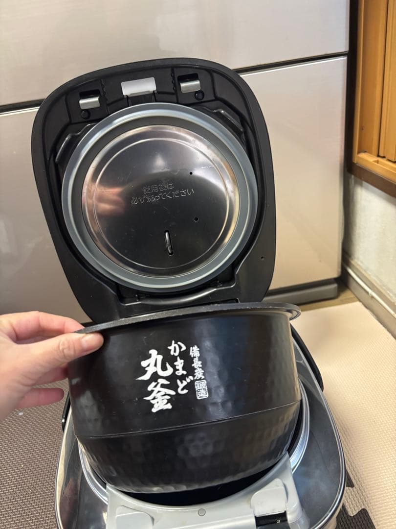 TOSHIBA 真空圧力IHジャー炊飯器 RC-10VXV-K-2024年製