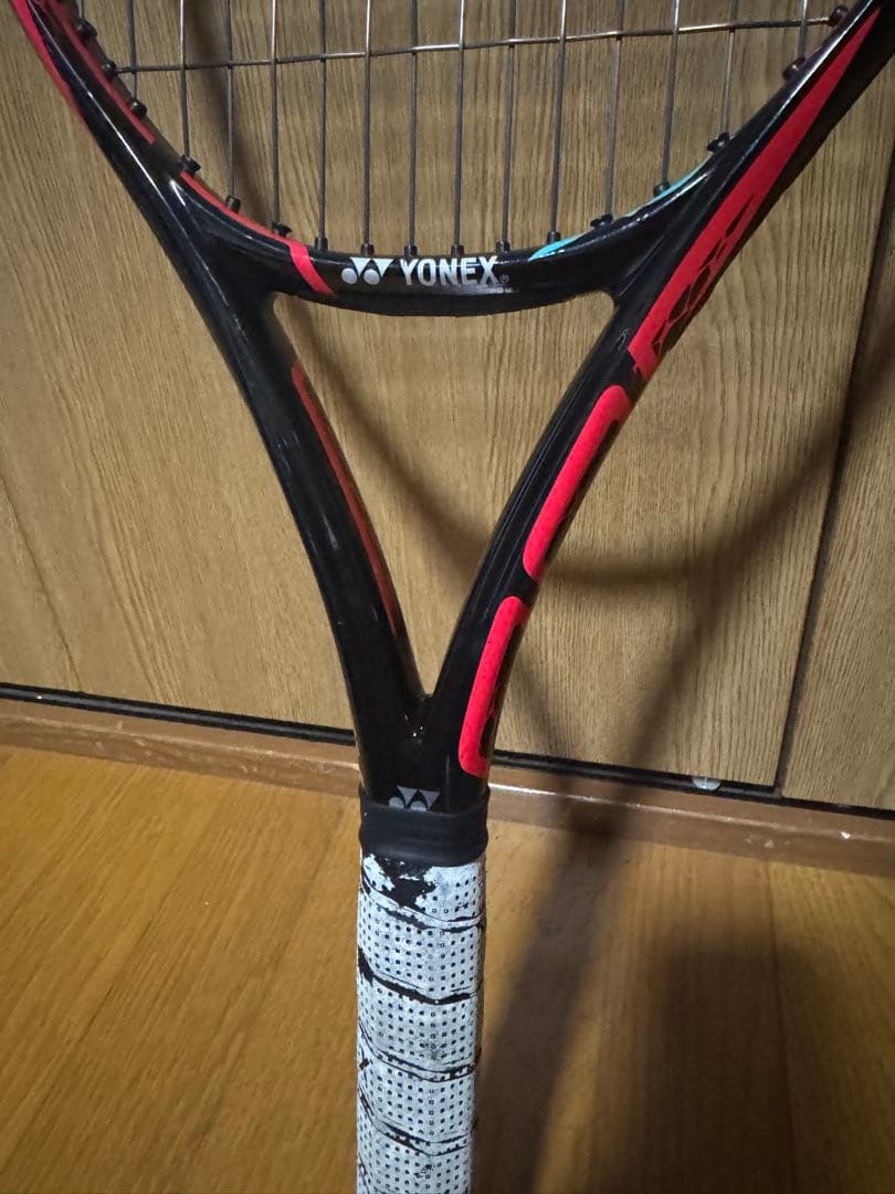 ラケット(硬式用) VCORE SV 100