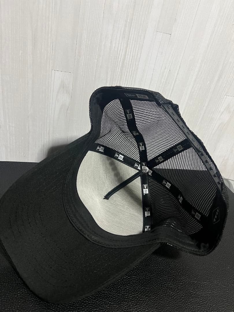 New Era×Bristol ブラックメッシュキャップ