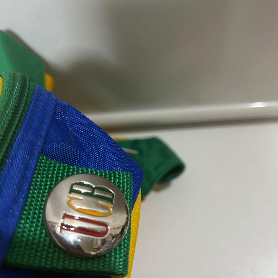 美品■UNITED COLORS OF BENETTON ウエストポーチ　2点
