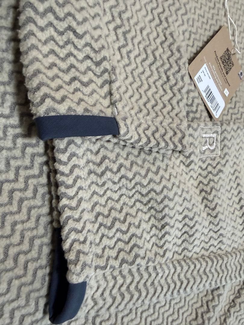 パタゴニア Men’s R1 Air Crew Ortan Sサイズ 美品