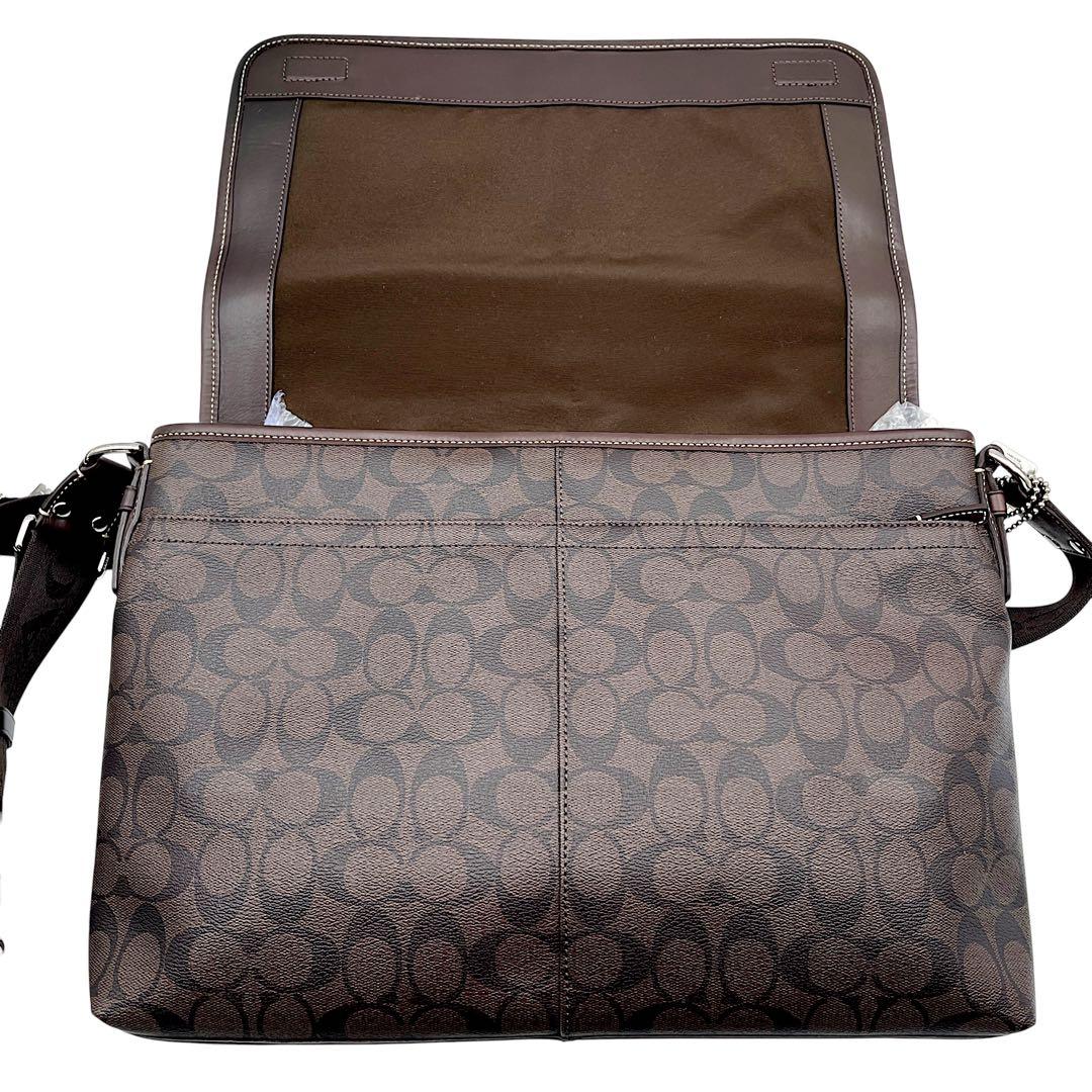 【美品】COACH コーチ　メッセンジャーバッグ　PVC　ブラウン　A4　大容量