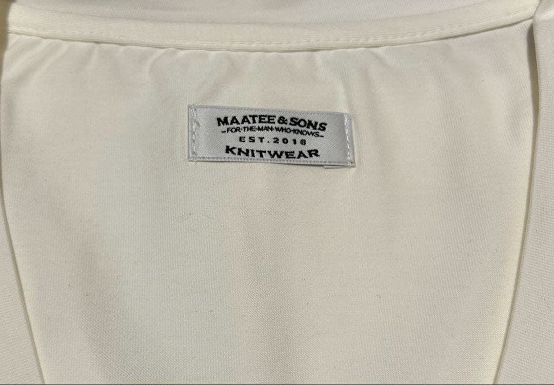 柿乃葉 MAATEE&SONS Hand St V Neck Tee