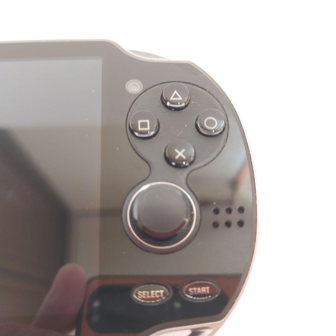 PS Vita PCH1100 ブラック 【ＩＰＳ液晶】【箱付き美品】