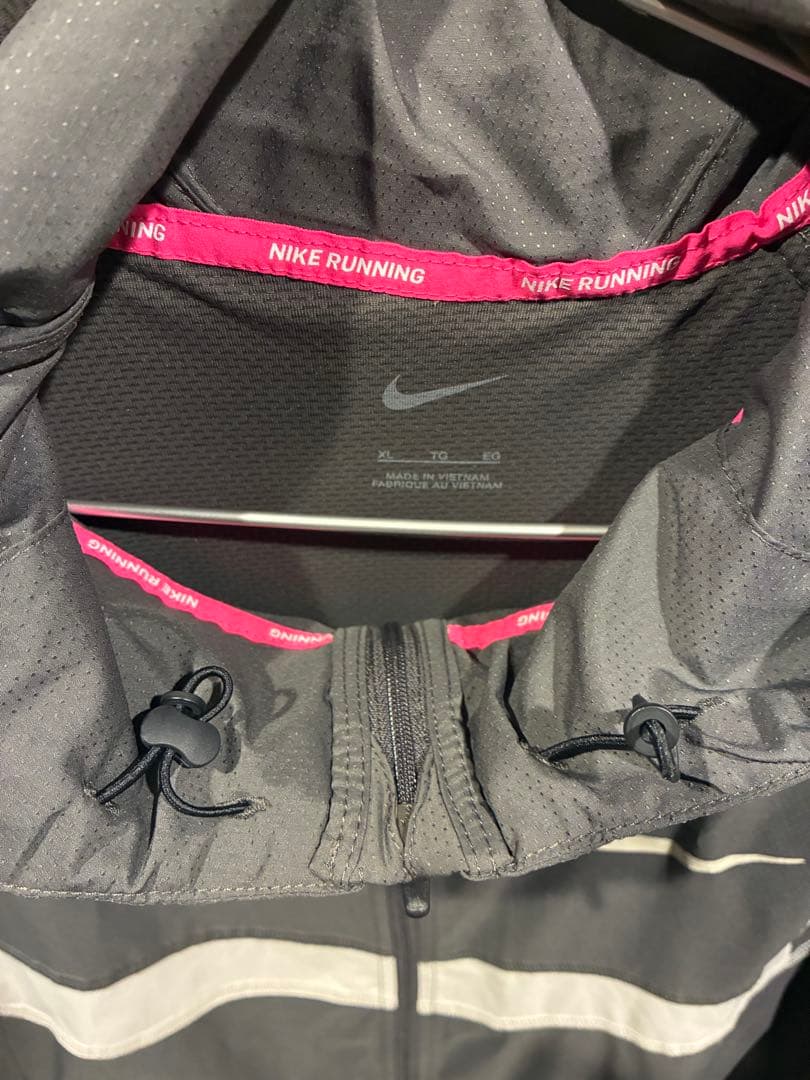 NIKE レペル ウィンドランナー \"EKIDEN\"UV ランニングジャケット