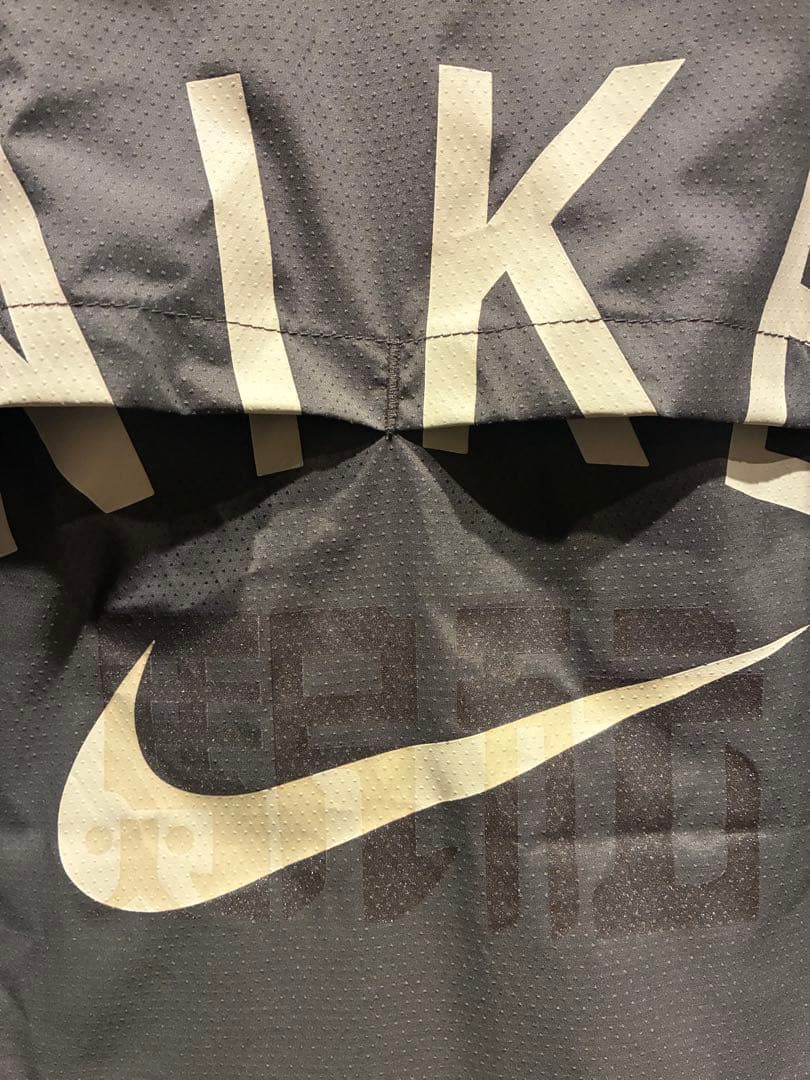 NIKE レペル ウィンドランナー \"EKIDEN\"UV ランニングジャケット