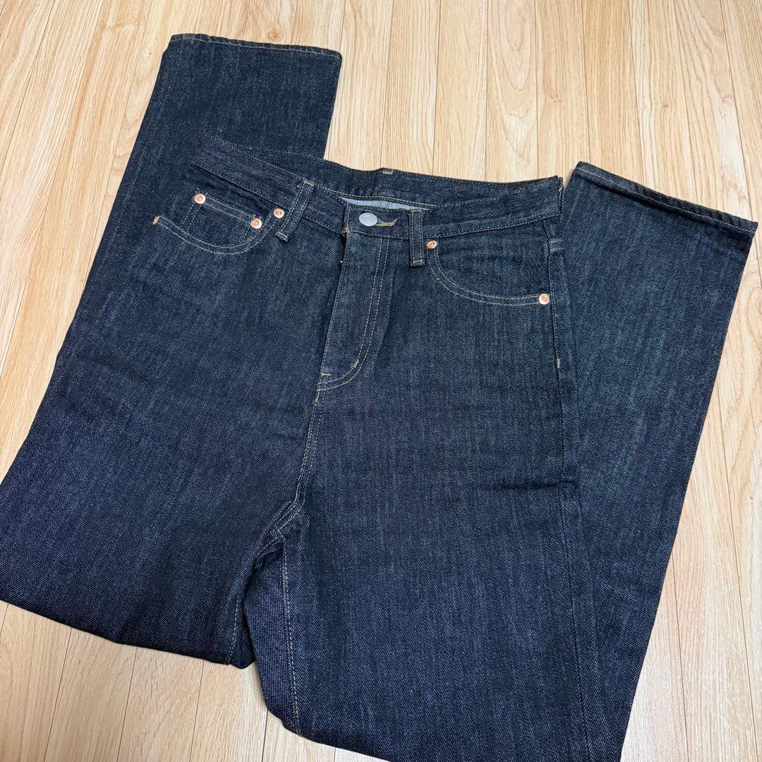 【美品】スリムストレートデニム Slim straight denim