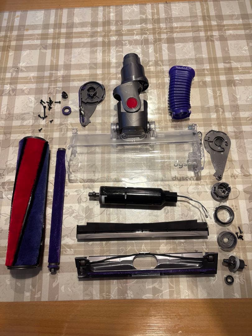 ダイソン　V10 SV12美品　分解洗浄除菌整備済み　④