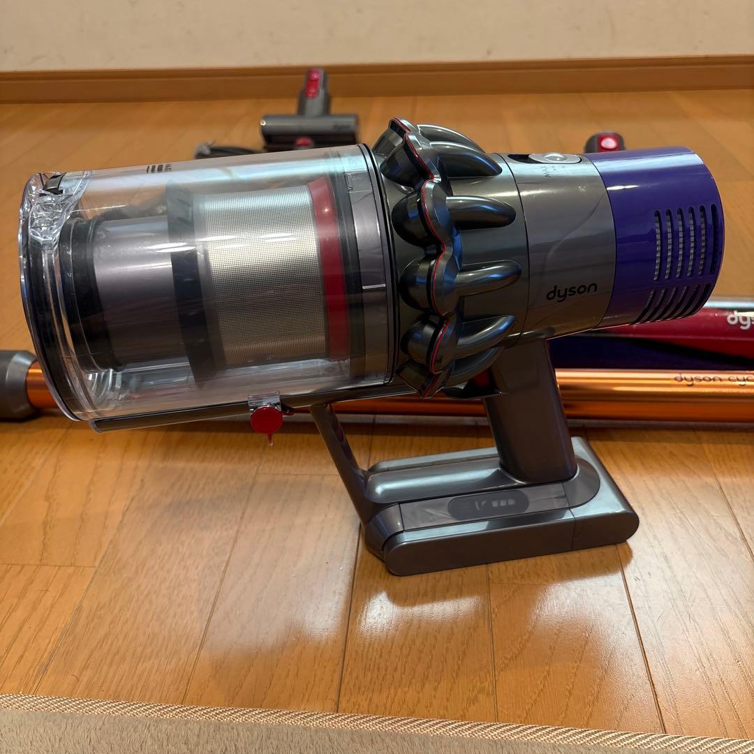 ダイソン　V10 SV12美品　分解洗浄除菌整備済み　④