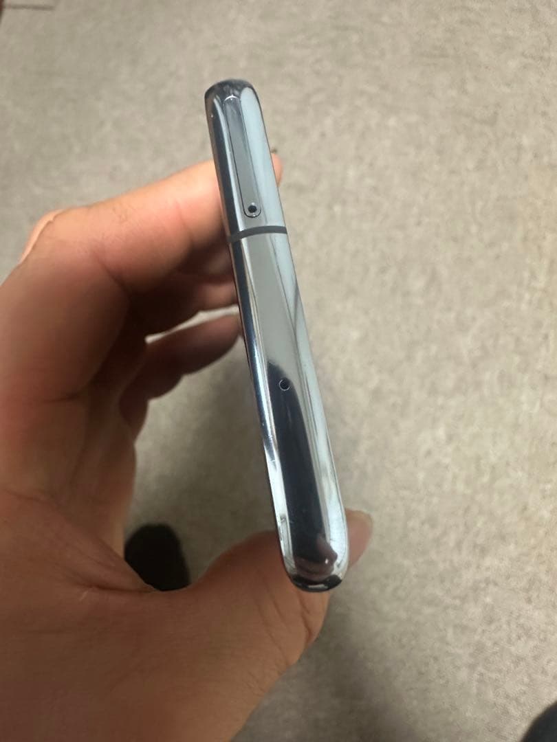 Samsung Galaxy S10 画面割れ···あり
