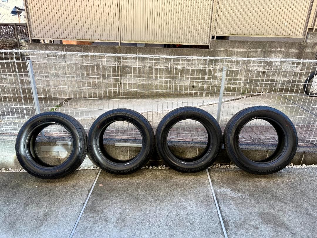 【送料込】トヨタ アルファード40系 純正 タイヤ 225/60R18 新車外し
