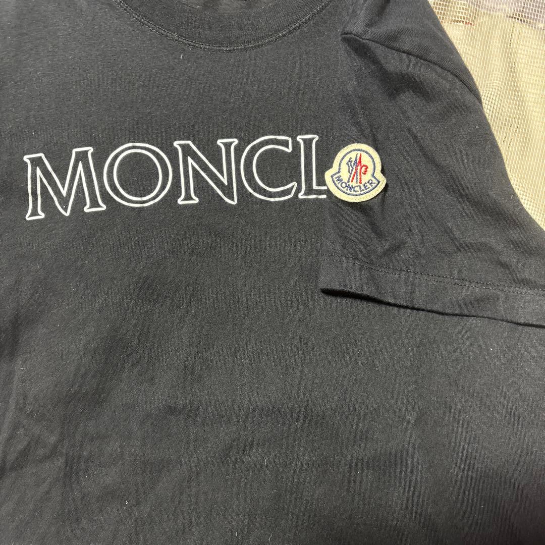 MONCLER ブラック Tシャツ　安