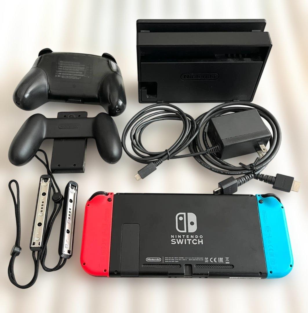 r*h様 Nintendo Switch (一式) ＋ 純正プロコン