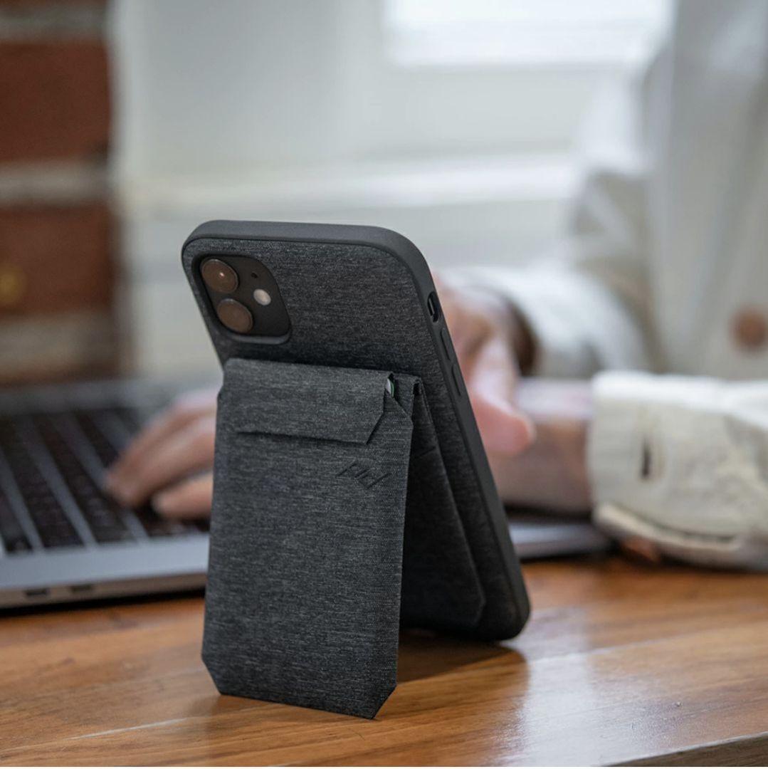 （美品）Peak Design Stand Wallet