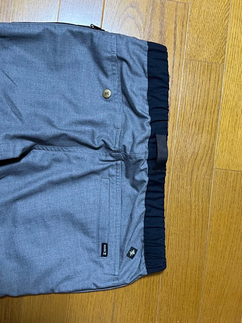 美品 ROARK TRAVEL PANT RELAX グレー M