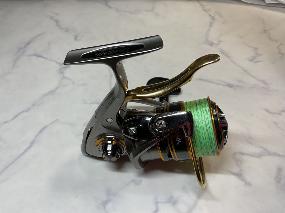 ま*ん様 DAIWA ダイワ 13プレイソ PLAISO 2500LBD