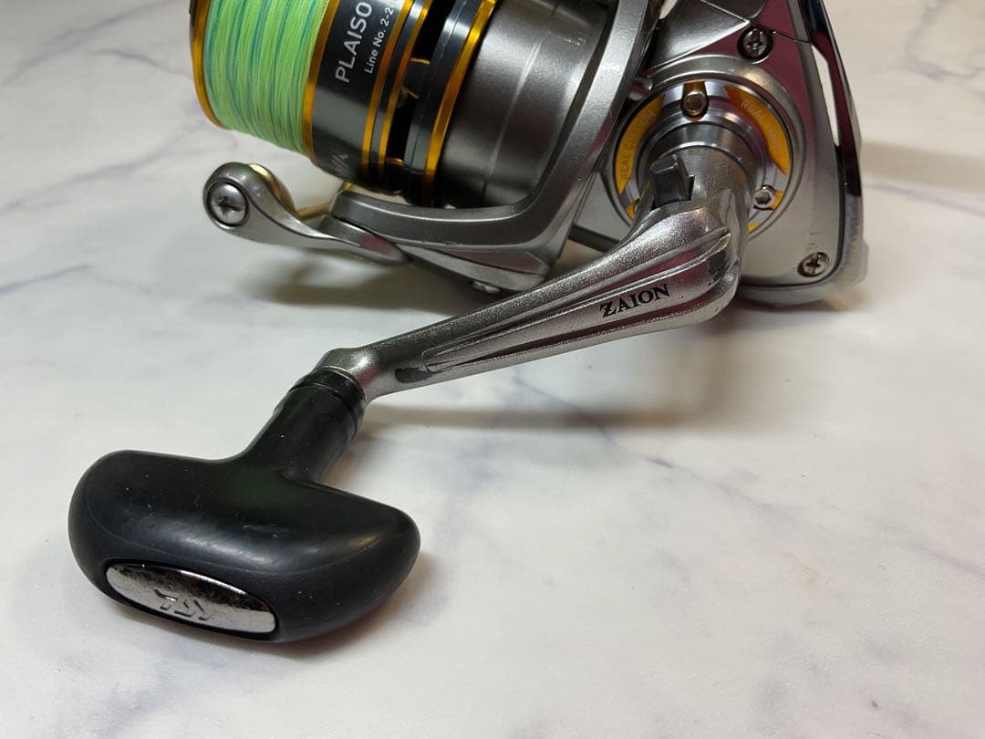 ま*ん様 DAIWA ダイワ 13プレイソ PLAISO 2500LBD