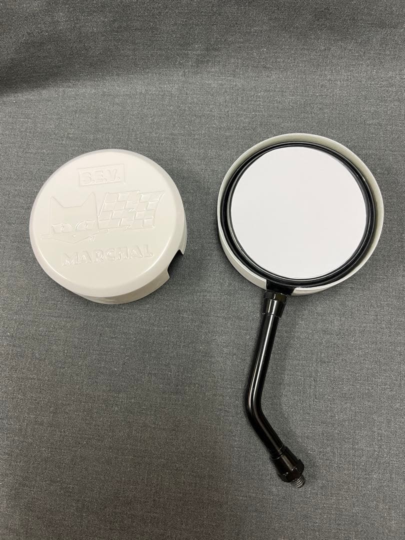 z2ミラー　カバー　右のみ　マーシャル