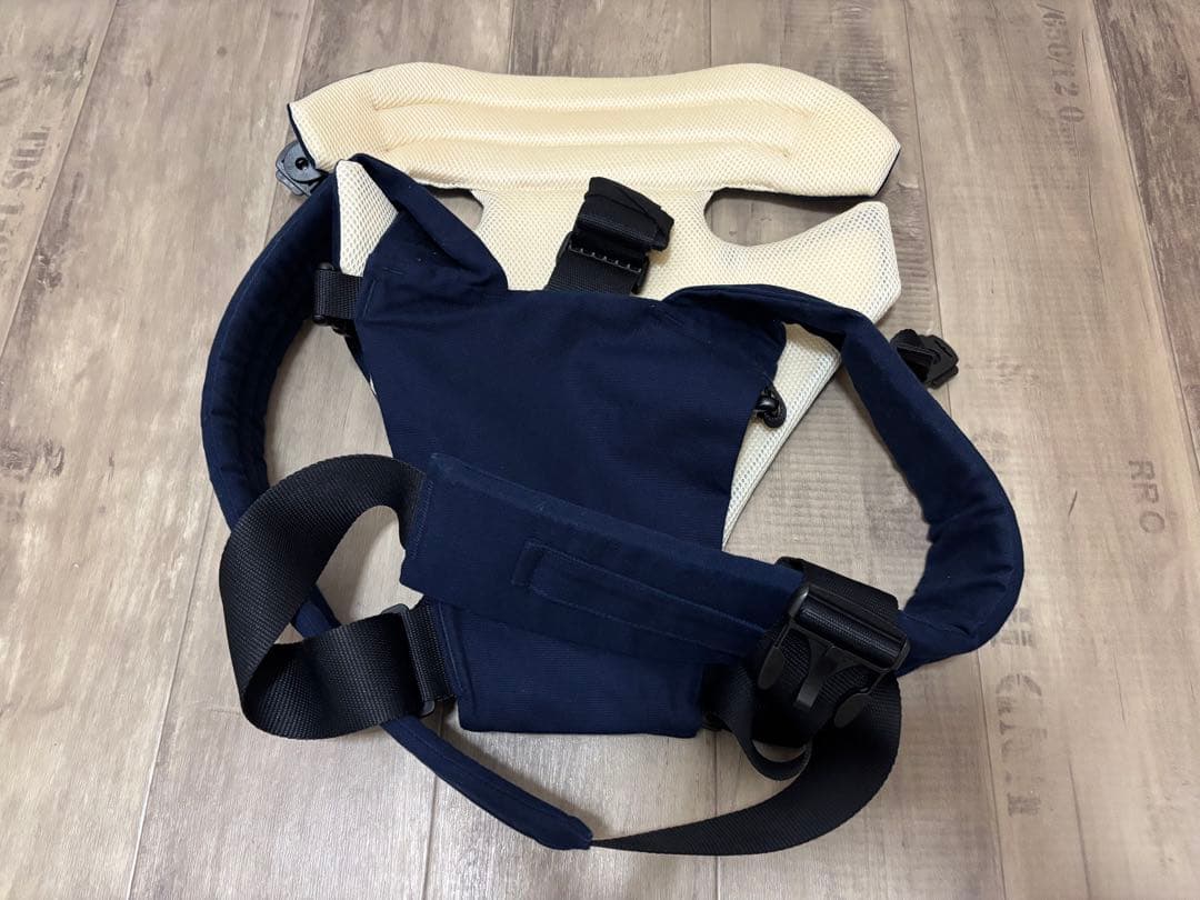 【美品】キューズベリー 抱っこ紐 ZERO ネイビー