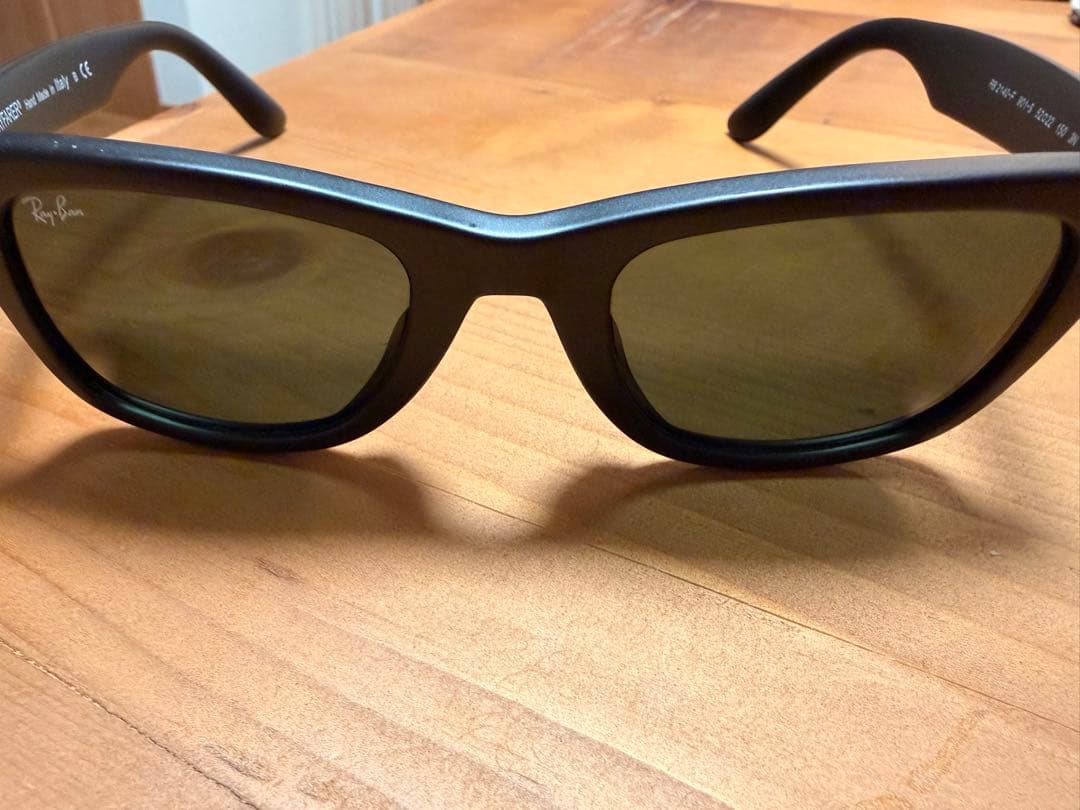 Ray-Ban Wayfarer サングラス マットブラック　RB2140-F