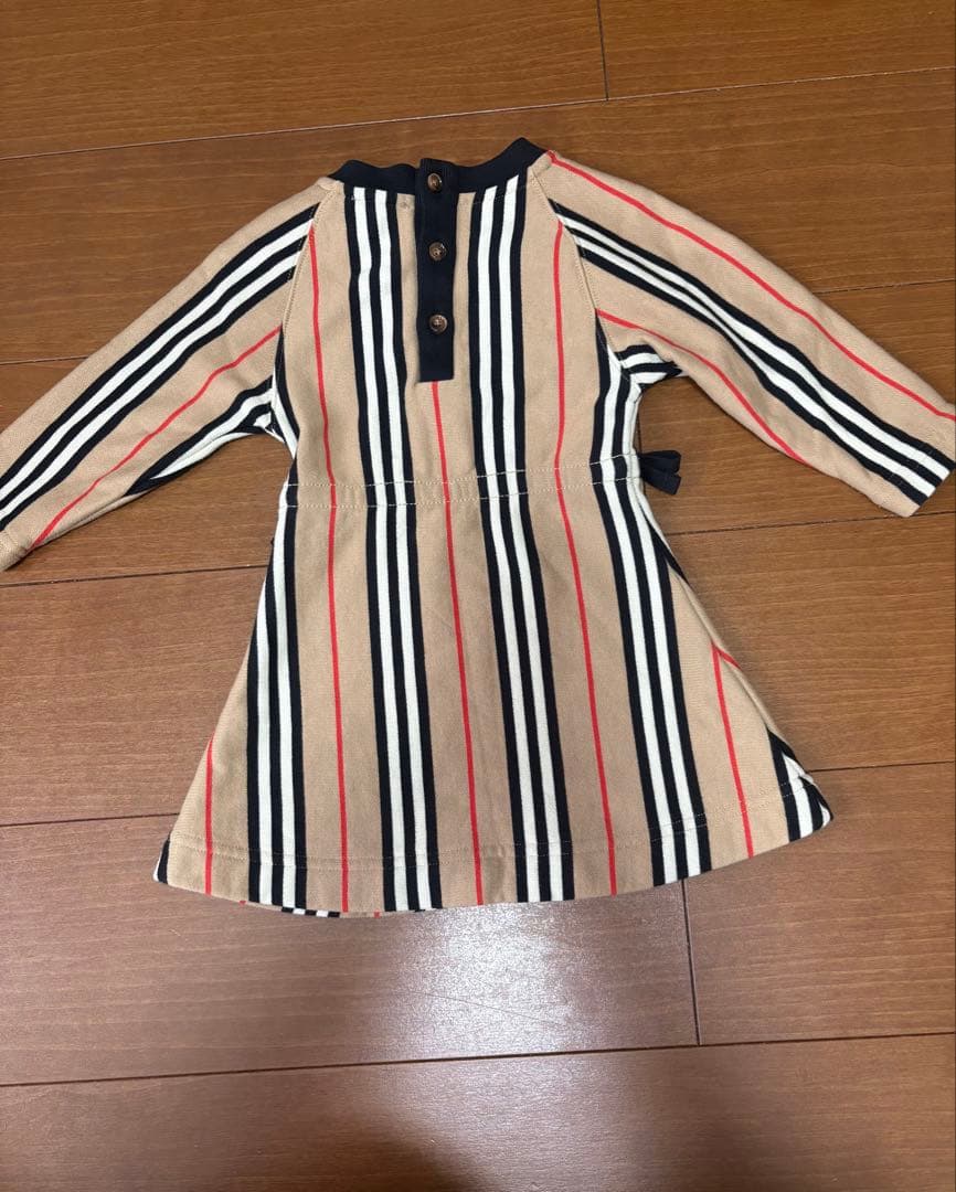 【極美品】バーバリー　ワンピース　80