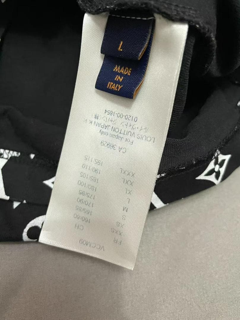 ルイヴィトン　Tシャツ Lサイズ~~