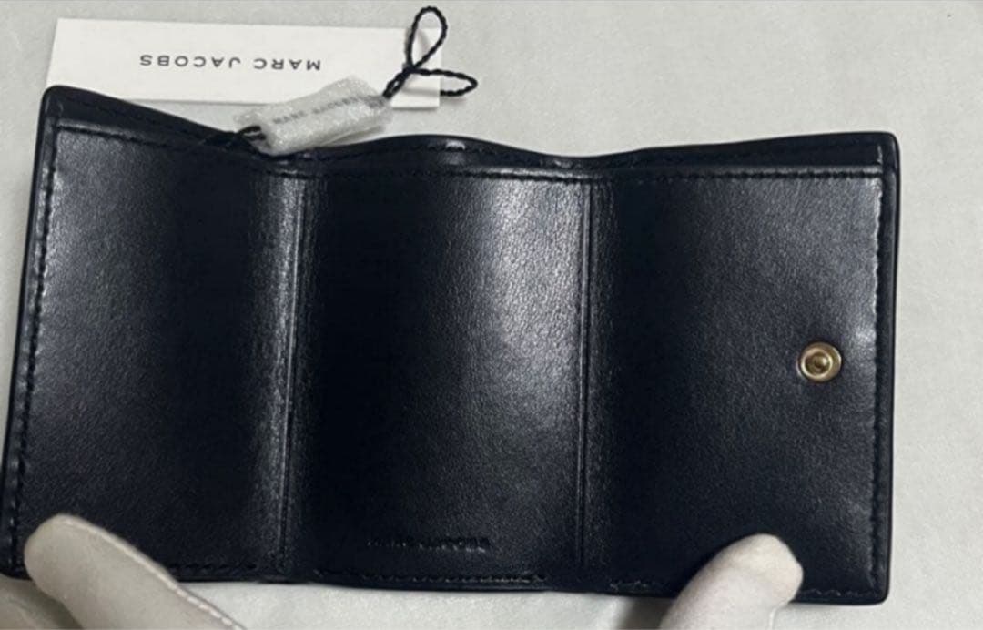 【新品未使用】MARC JACOBS ブラック レザー　三つ折り財布