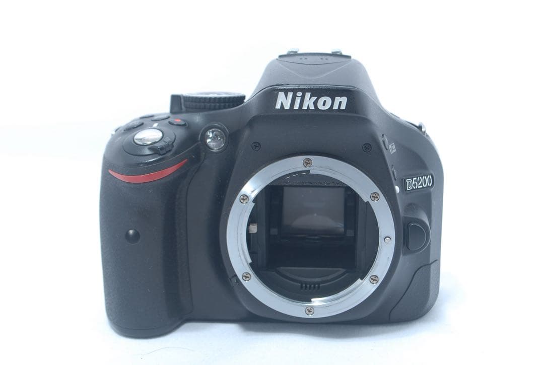 新品級ショット数✨Nikon D5200 スマホ転送 バリアングル液晶 自撮り⭕️