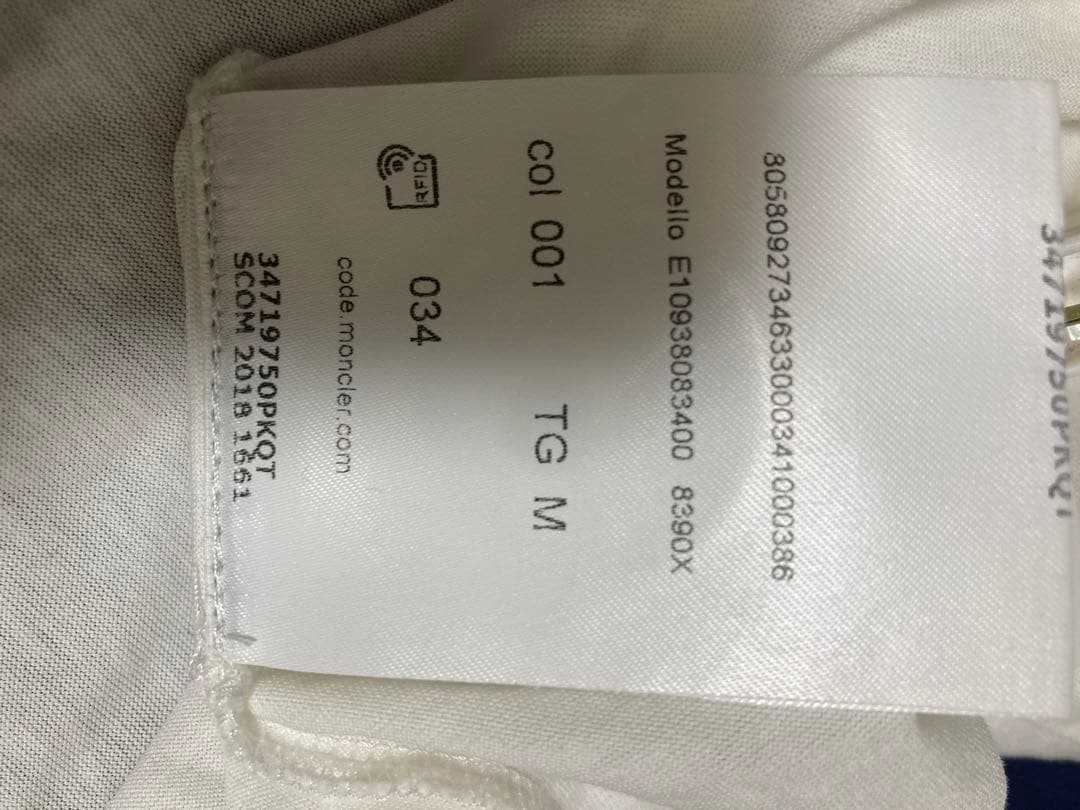 MONCLER ホワイト Tシャツ 半袖