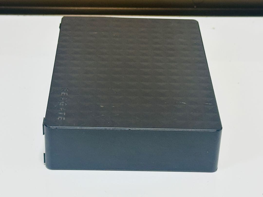 外付けハードディスク・ドライブ SEAGATE Expansion Desktop Drive 4TB