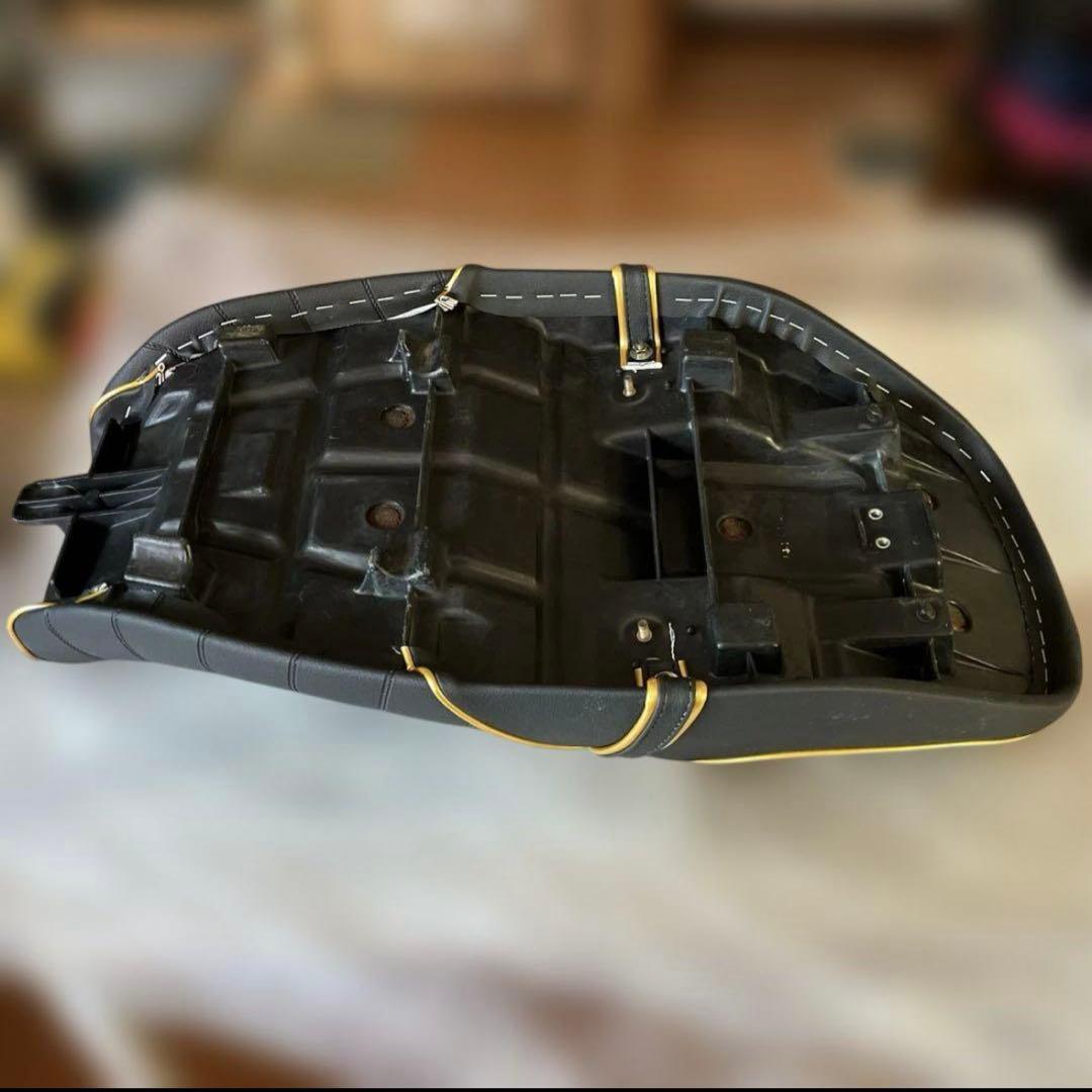 ゼファー400 ZR400C6 シート