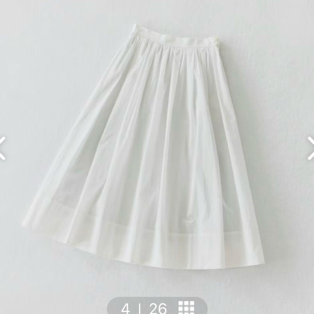 凛とした、大人のための白スカート　Mサイズ　美品