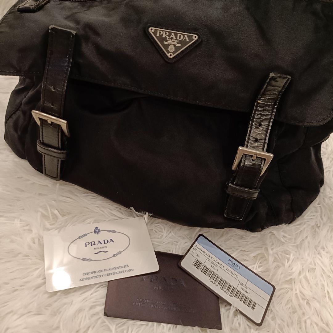 PRADA✨️ メッセンジャーバッグ　ブラック　プラダ　斜め掛け